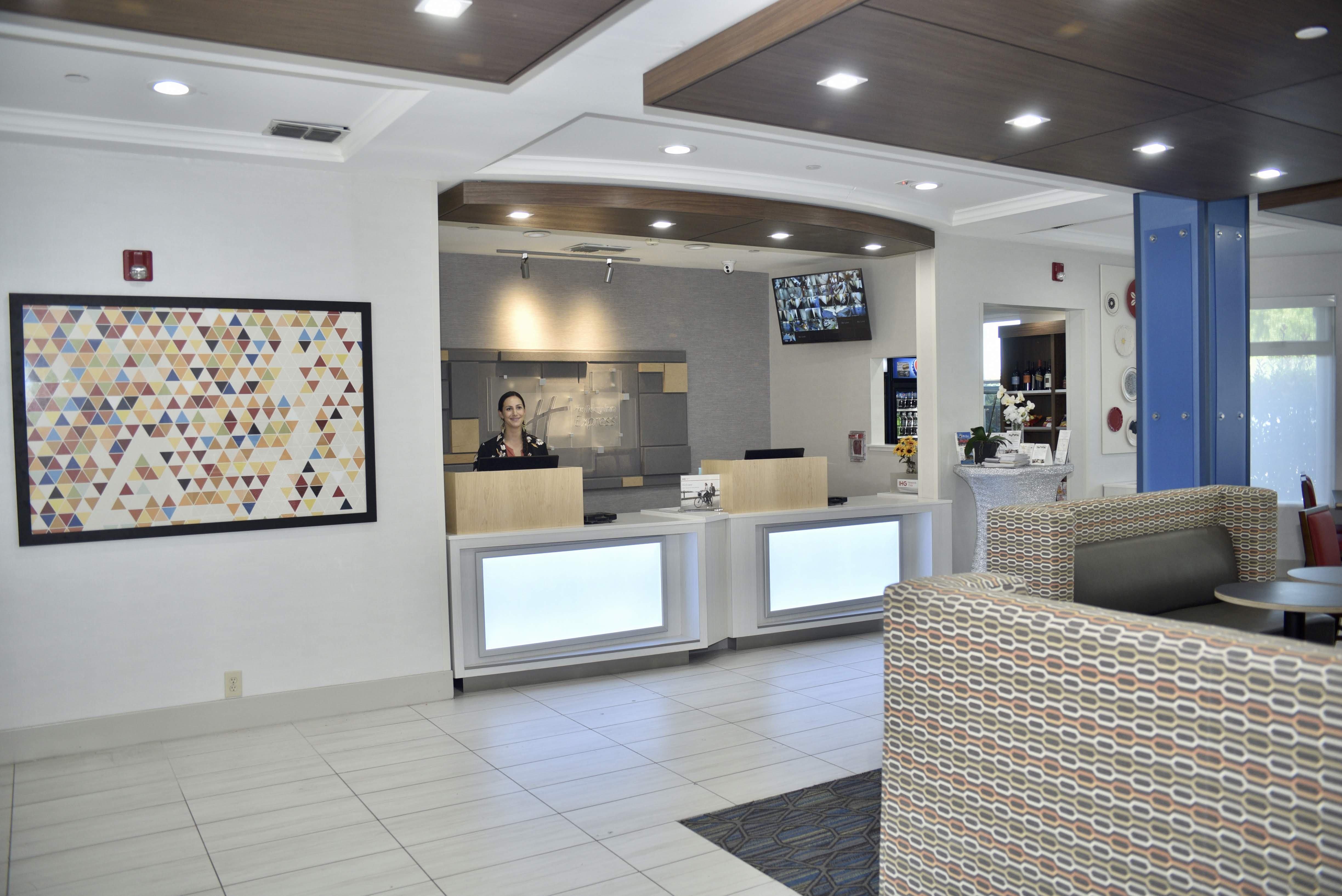 Holiday Inn Express Windsor Sonoma Wine Country By Ihg Eksteriør bilde