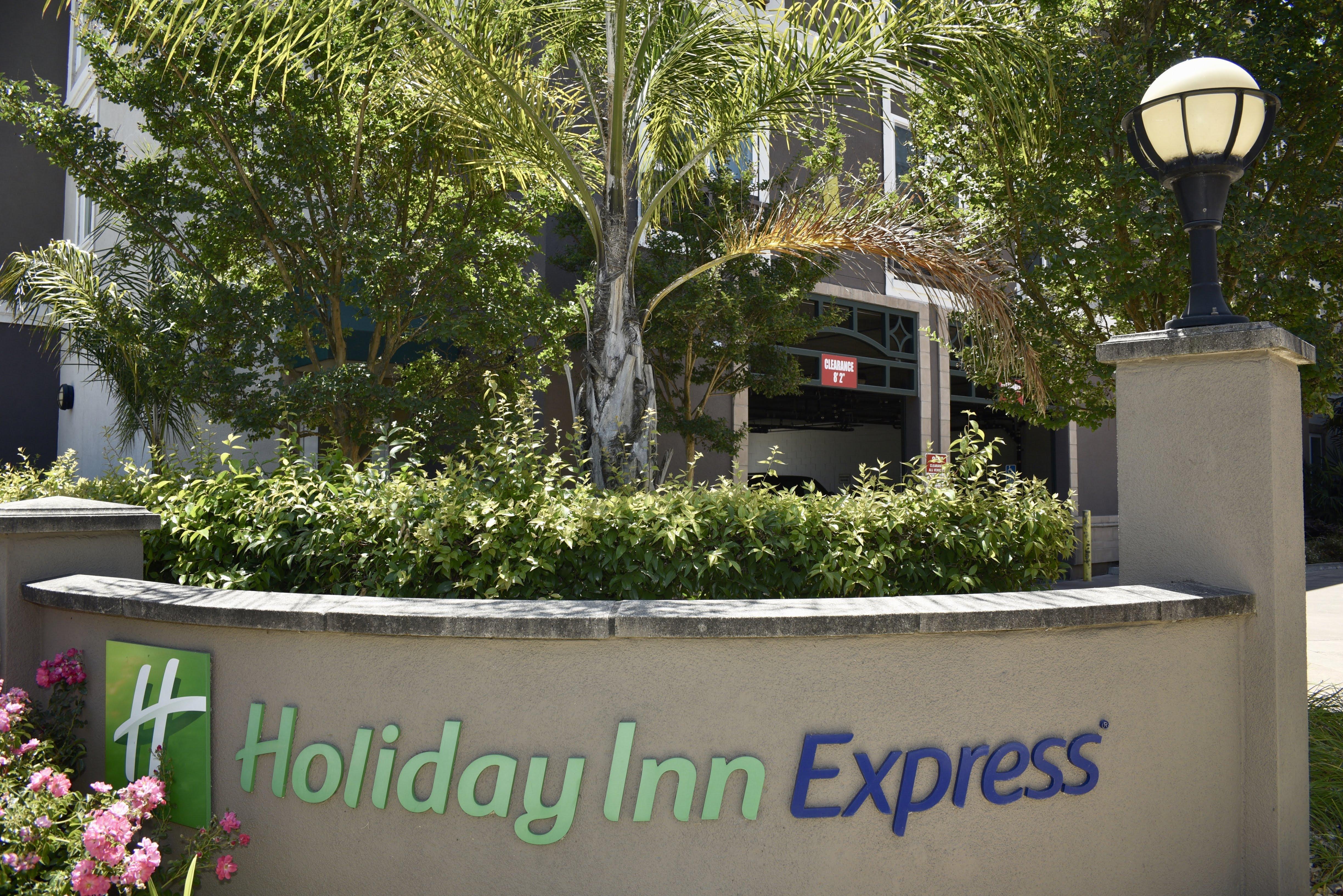 Holiday Inn Express Windsor Sonoma Wine Country By Ihg Eksteriør bilde