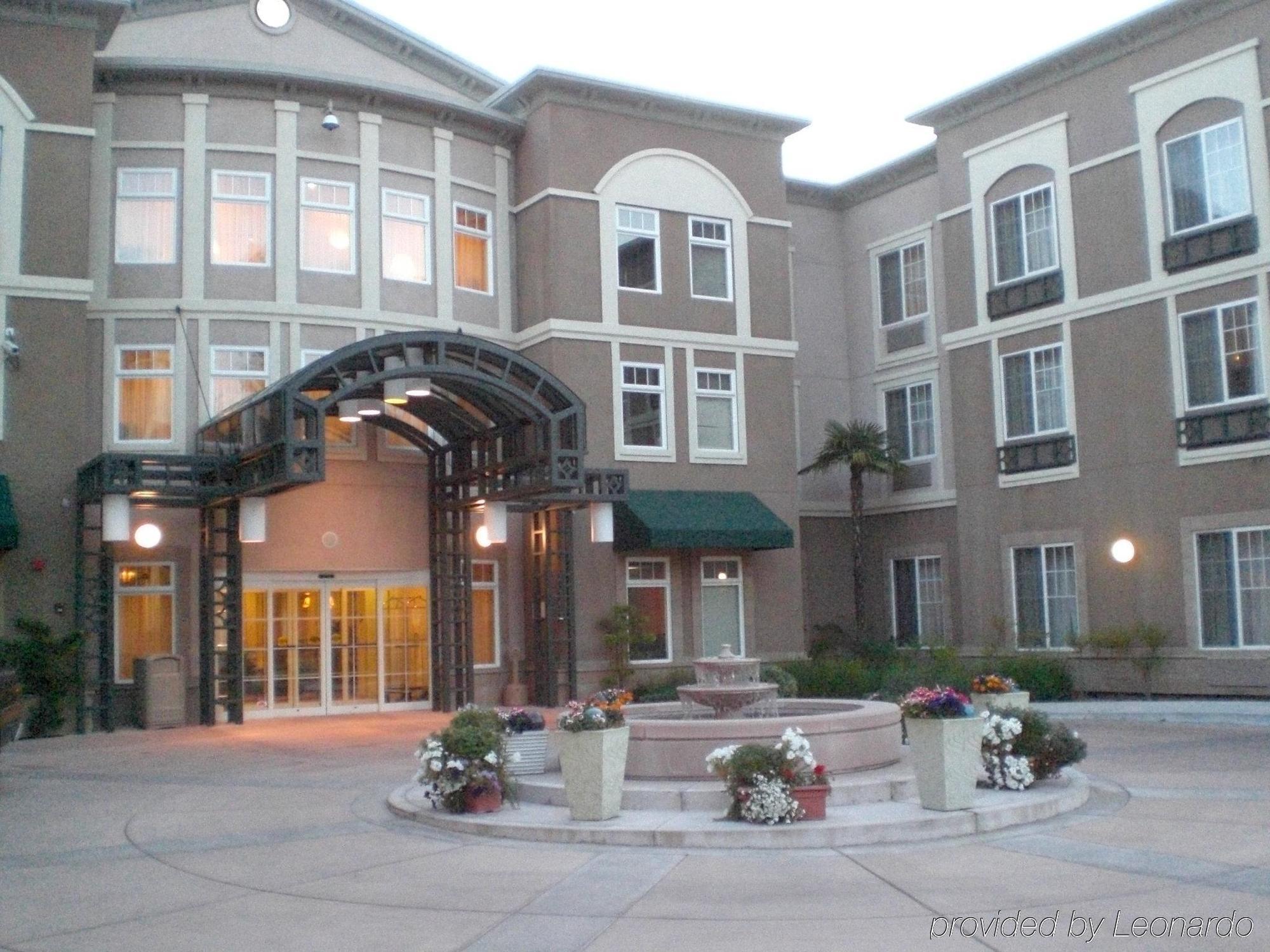 Holiday Inn Express Windsor Sonoma Wine Country By Ihg Eksteriør bilde