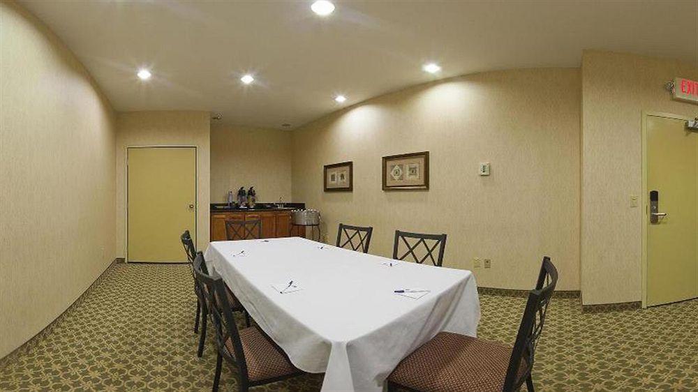 Holiday Inn Express Windsor Sonoma Wine Country By Ihg Eksteriør bilde
