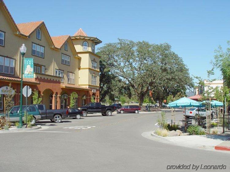 Holiday Inn Express Windsor Sonoma Wine Country By Ihg Eksteriør bilde